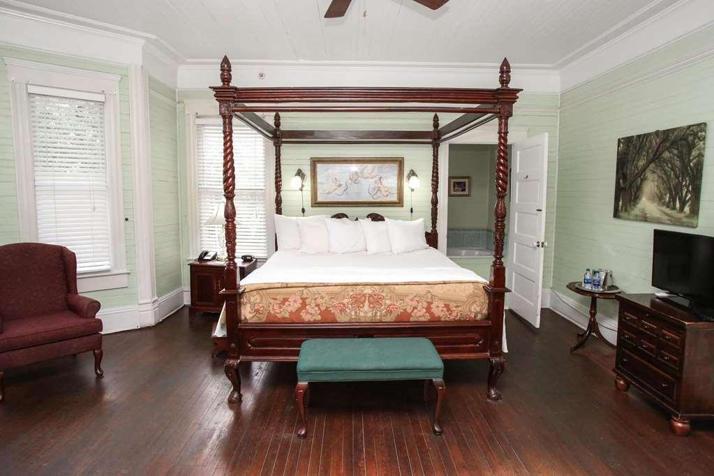 Coombs Inn & Suites أبالاتشيكولا المظهر الخارجي الصورة