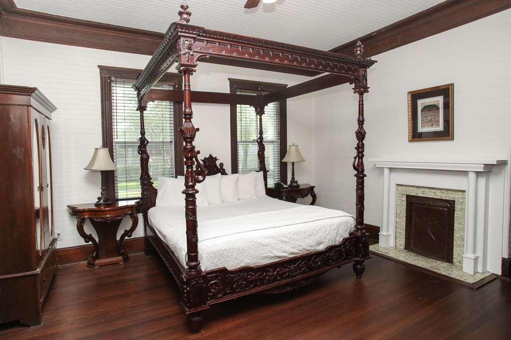 Coombs Inn & Suites أبالاتشيكولا المظهر الخارجي الصورة