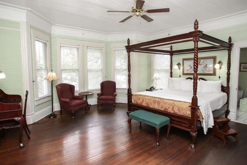 Coombs Inn & Suites أبالاتشيكولا المظهر الخارجي الصورة