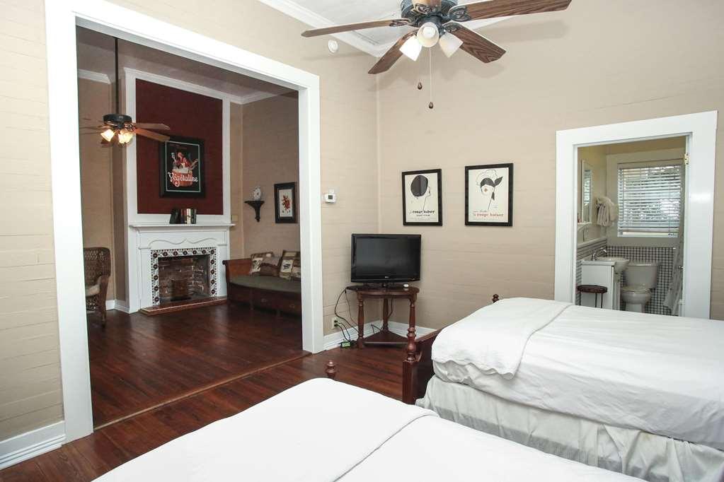 Coombs Inn & Suites أبالاتشيكولا المظهر الخارجي الصورة