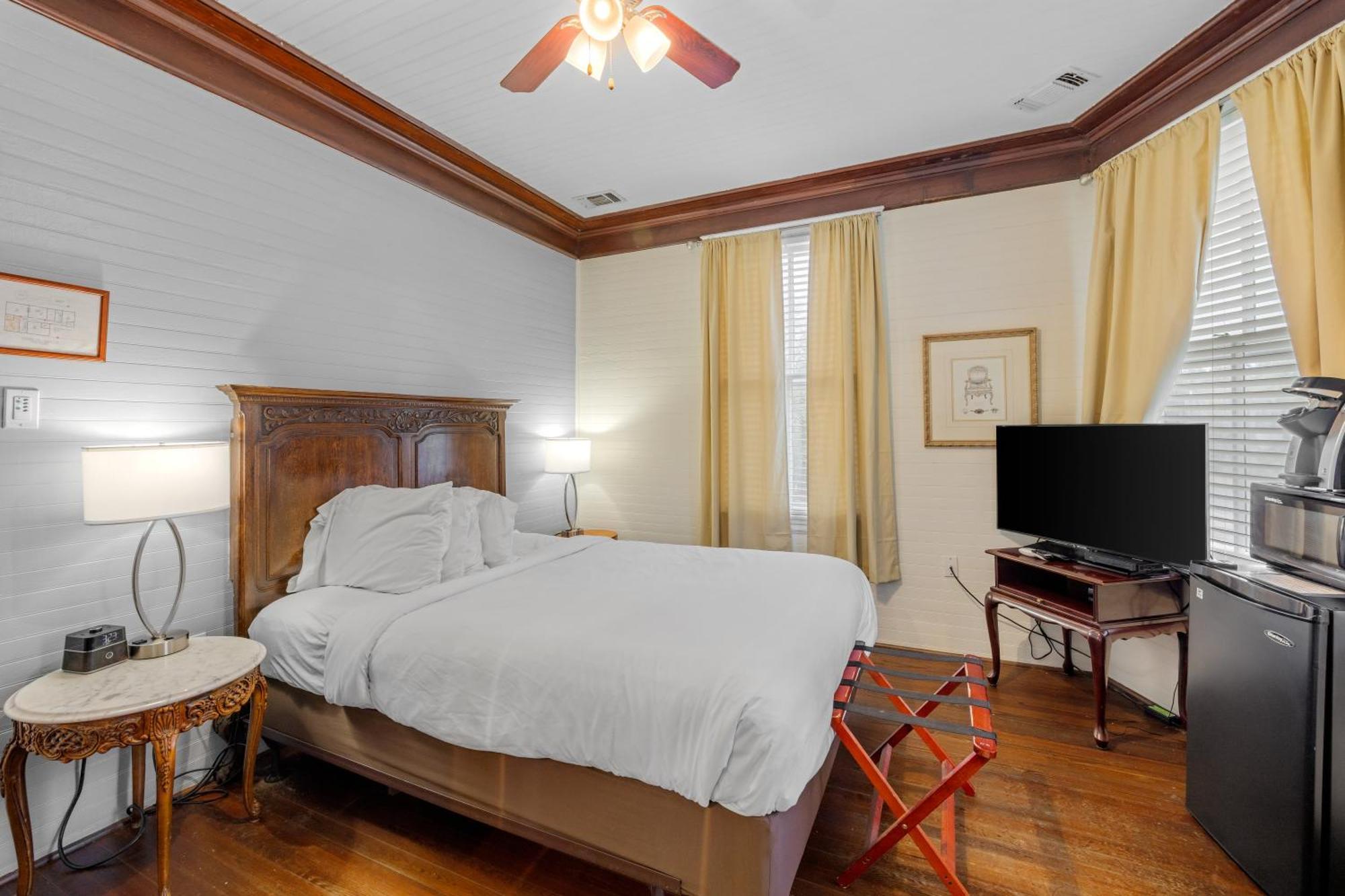 Coombs Inn & Suites أبالاتشيكولا المظهر الخارجي الصورة